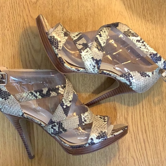 Nine West Makewaveso Roccia My. Size 10M - Picture 10 of 10